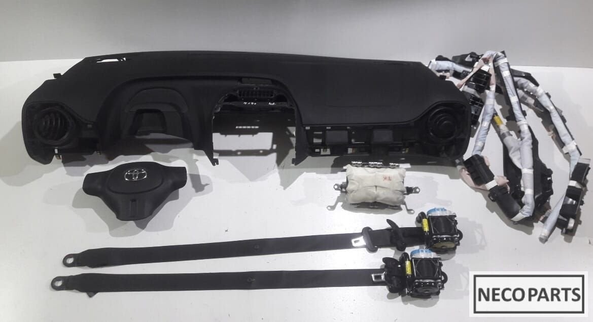 TOYOTA AYGO AIRBAG AIRBAGSET DASHBOARD ALLES LEVERBAAR !, Gebruikt, -, -, Ophalen of Verzenden