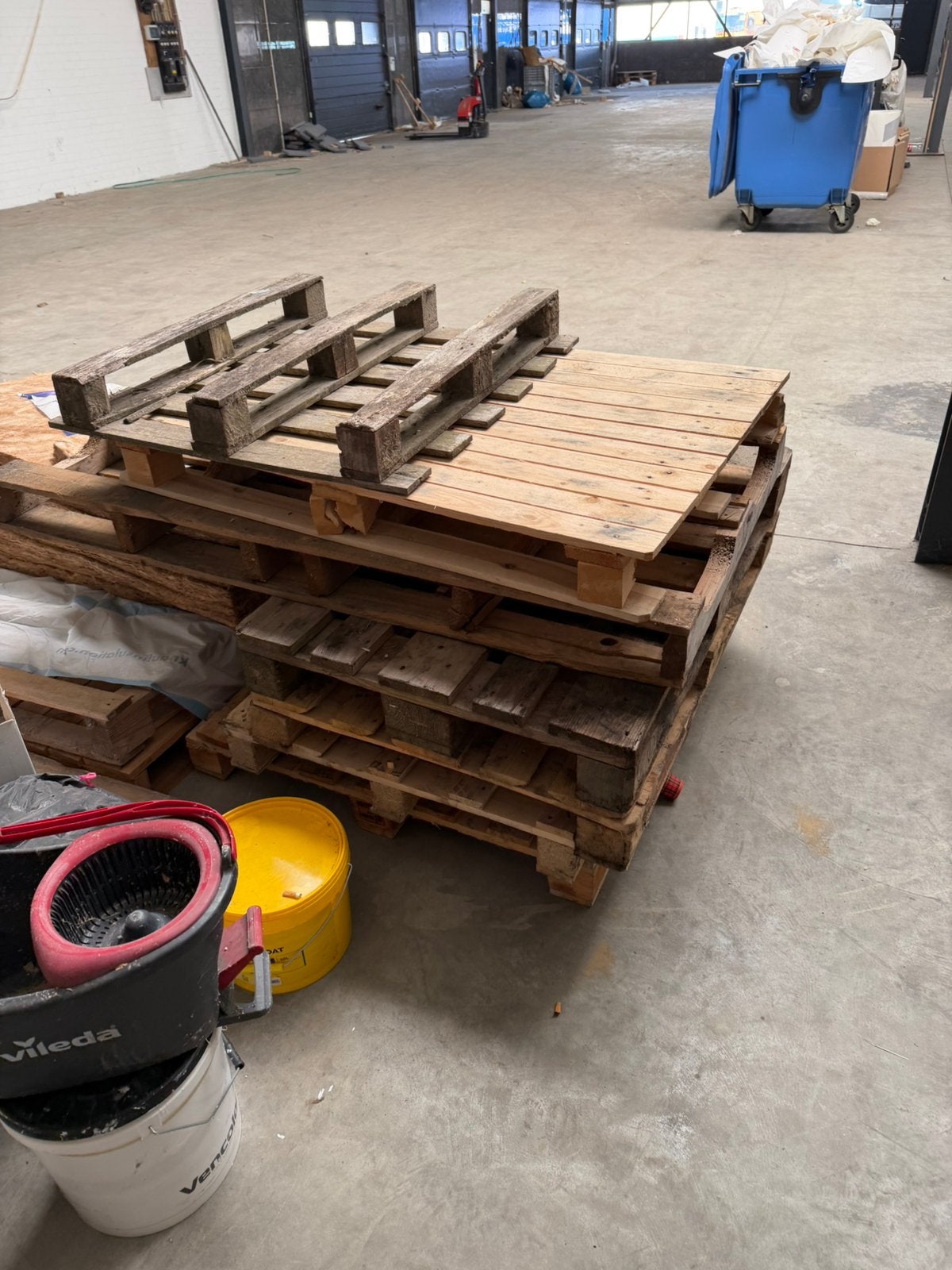 Wegwerp Pallets Gratis af te halen, Ophalen, Zo goed als nieuw, 50 mm of meer, Pallet