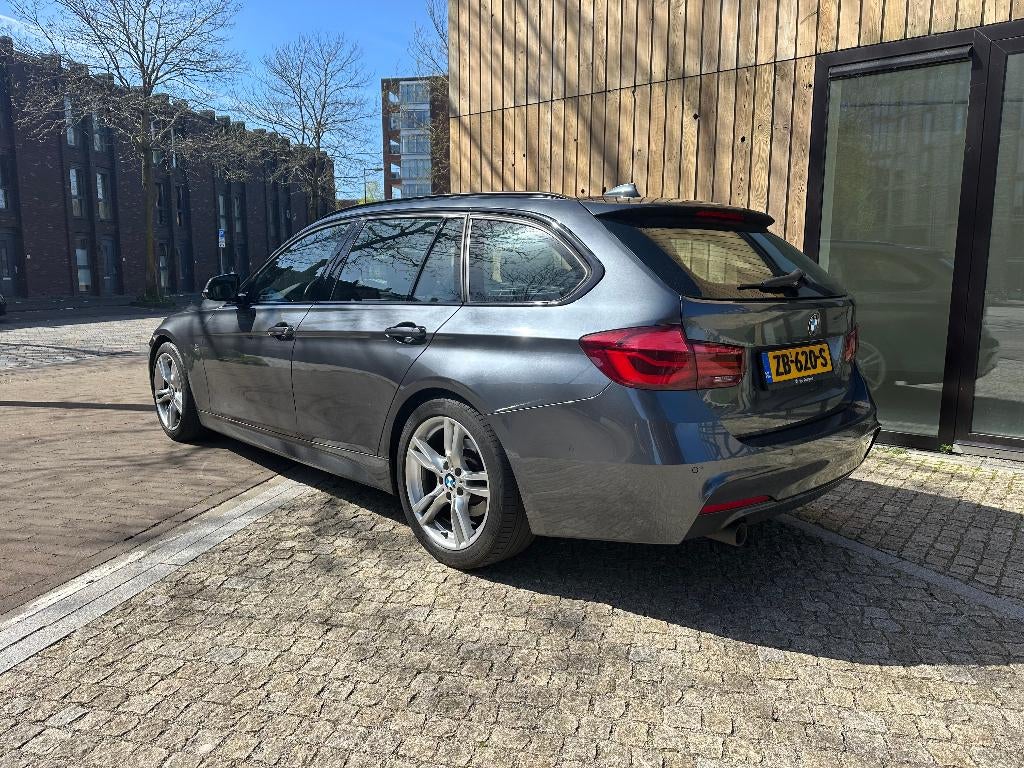 BMW 3-Serie High Executive M-Sport 2019 18'' AUT LED H.K., Automaat, Lichtsensor, 1465 kg, Stationwagon