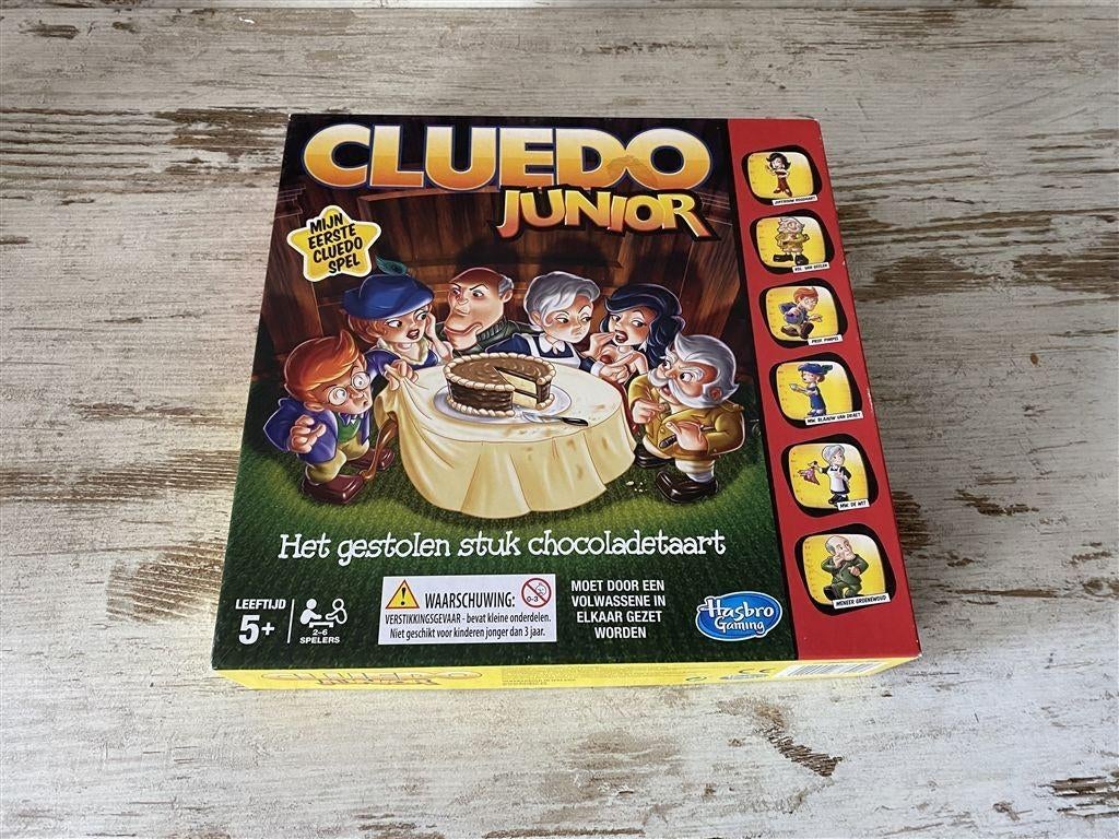 Cluedo junior vierkante versie [s723], Hobby en Vrije tijd, Gezelschapsspellen | Bordspellen, Verzenden, Zo goed als nieuw