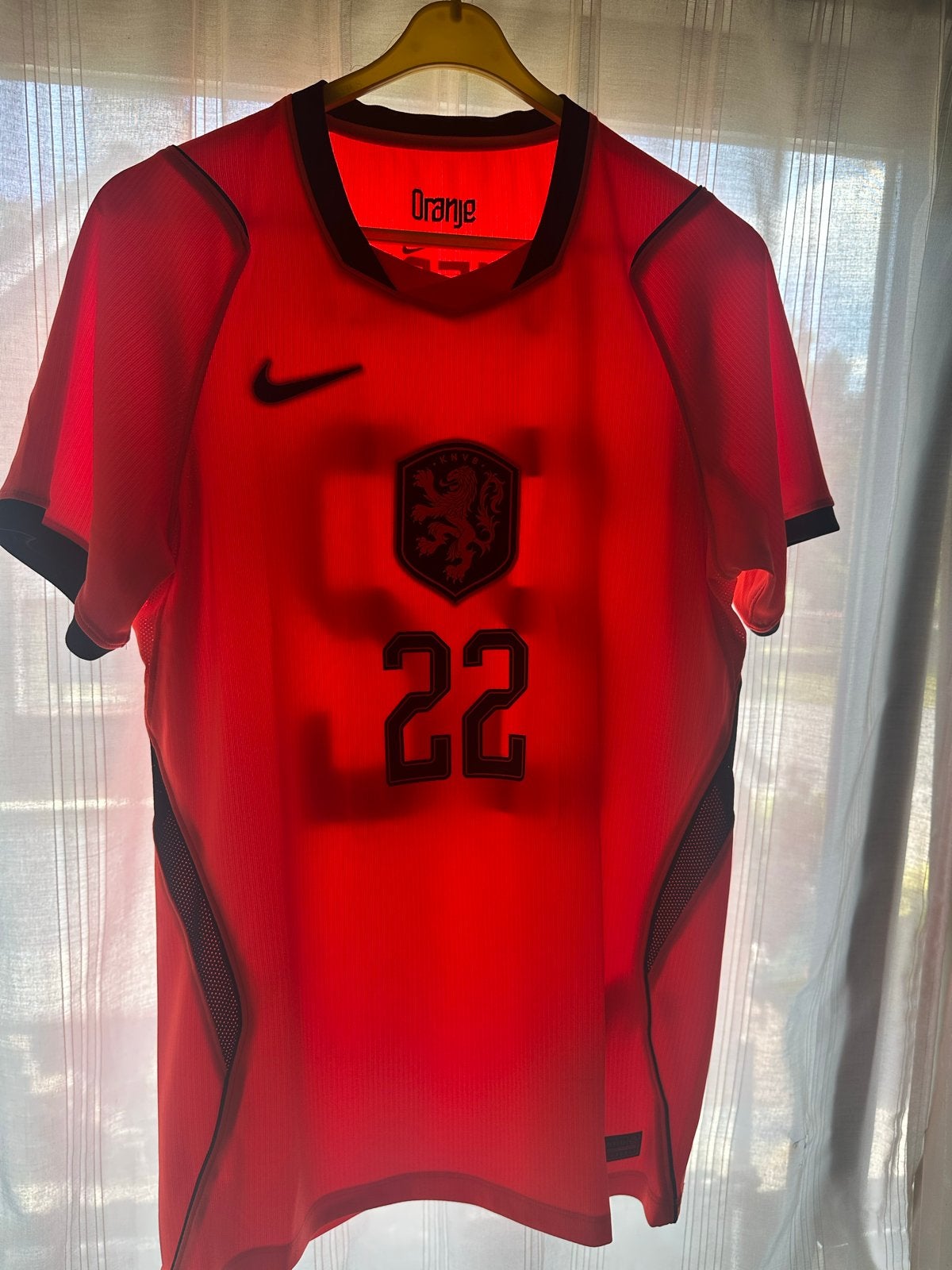 Nike voetbalshirt Denzel Dumfries maat S, Maat 52/54 (L), Oranje, Ophalen of Verzenden, Zo goed als nieuw