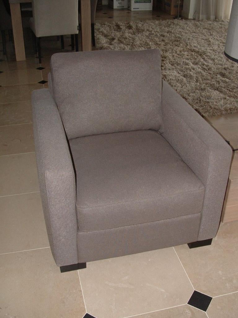 Gorinchem: Houston fauteuil lounge Premier bruin linnen