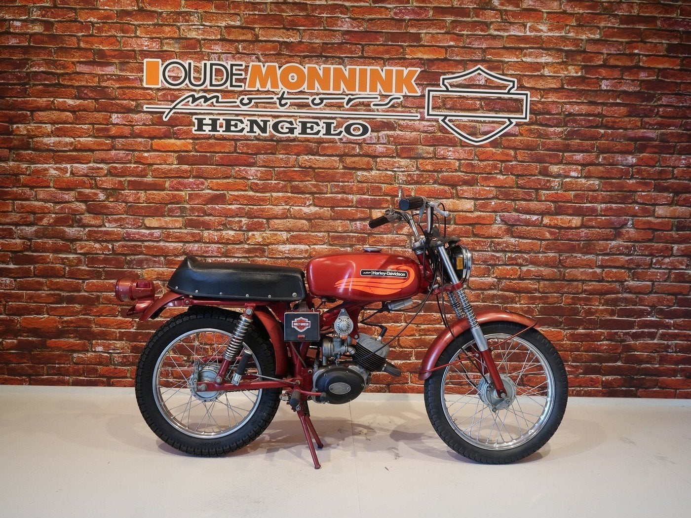 Harley-Davidson Leggero 50 (bj 1971), Info@harley-davidson.com, Laan van Vredenoord 33
2289 DA  Rijswijk ZH, MOTOR HARLEY-DAVIDSON BENELUX