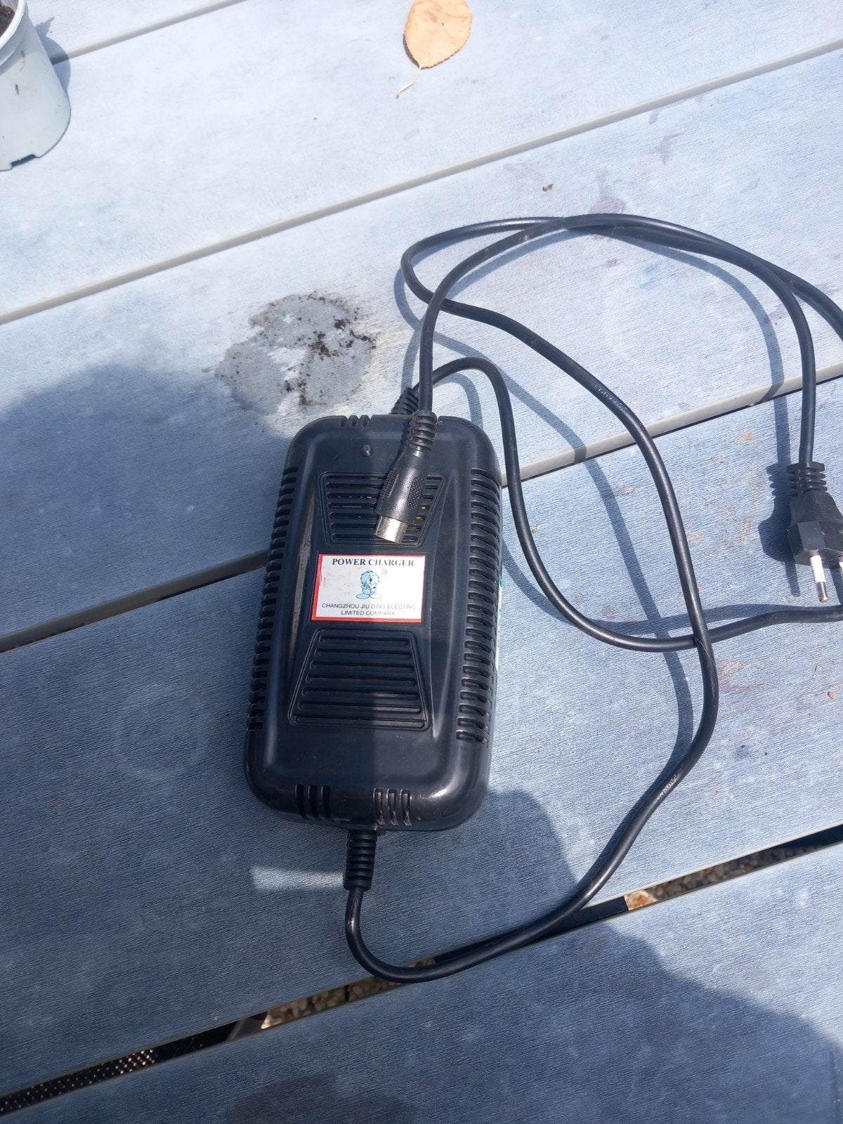 Oplader, Fietsen en Brommers, Elektrische fietsen, Ophalen of Verzenden, Overige merken