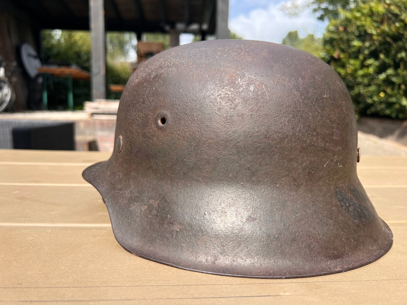 Duitse camo helm xx herkomst nld, Verzamelen, Militaria | Tweede Wereldoorlog, Ophalen of Verzenden, Duitsland, Helm of Baret