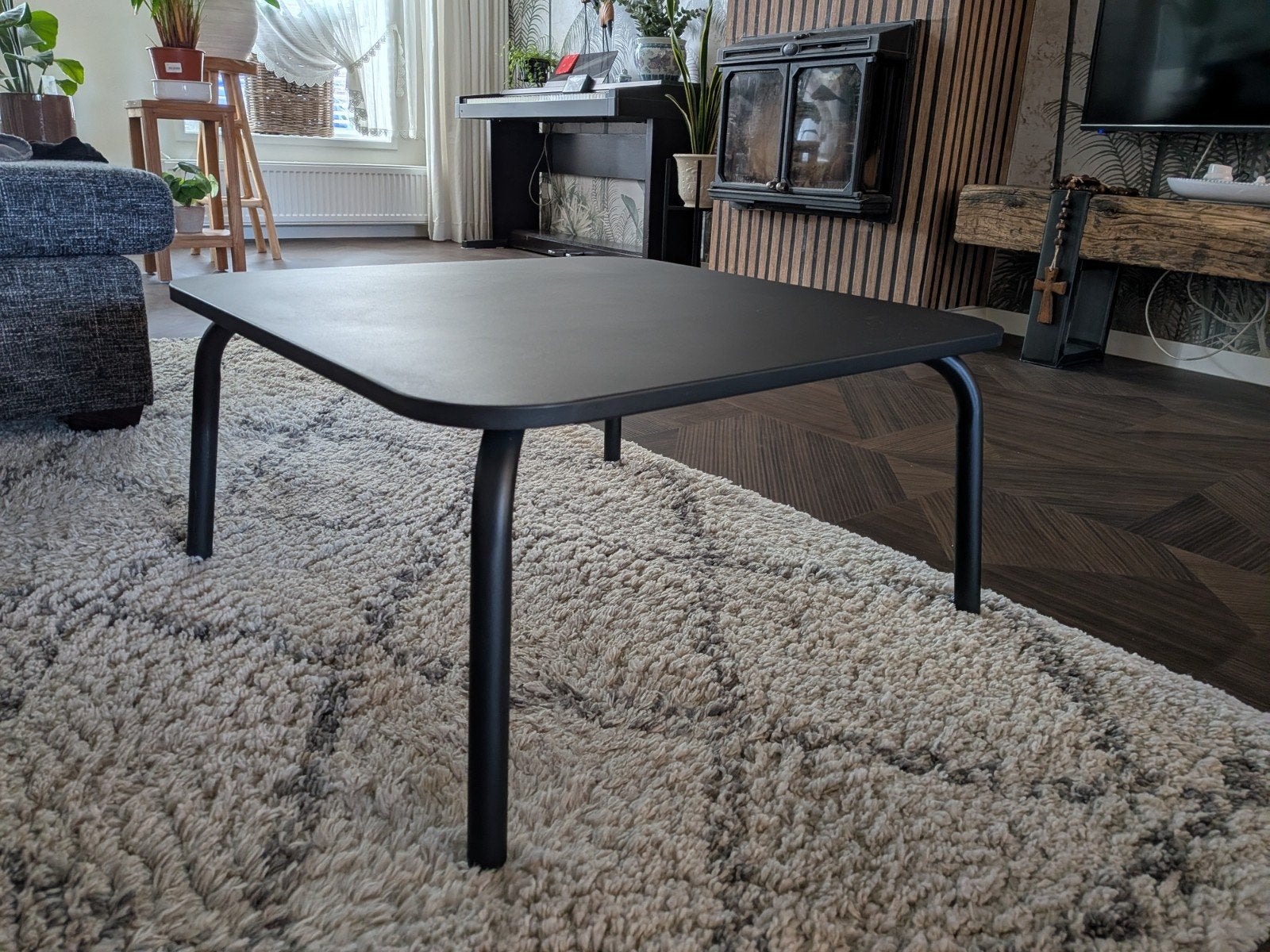 KARWEI bijzettafel Kopenhagen antraciet metaal 68 x 68 cm, Ophalen, Zo goed als nieuw, Vierkant, Metaal