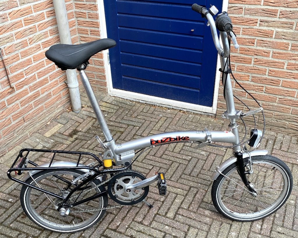 Leuke Zilvergrijze Buzbike Vouwfiets, Ophalen, Gebruikt, Totaal opvouwbaar, 14 tot 16 inch