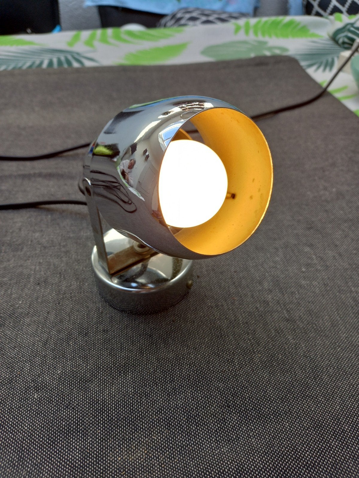 Vintage, midcentury jaren '60 chroomstalen wandspot., Gebruikt, Geschikt voor plafondmontage, Overige merken, Metaal