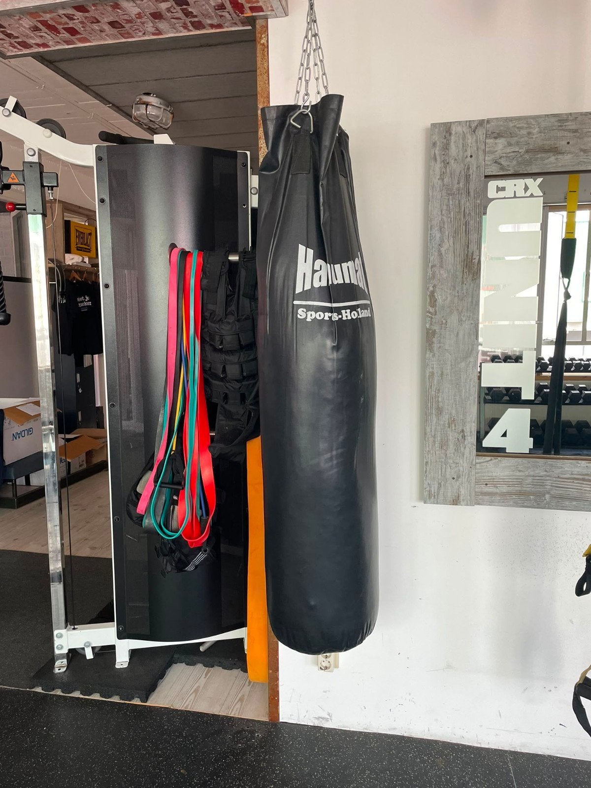 Haunan bokszak met Demag 250kg ophangsysteem, Ophalen, Gebruikt, Bokszak
