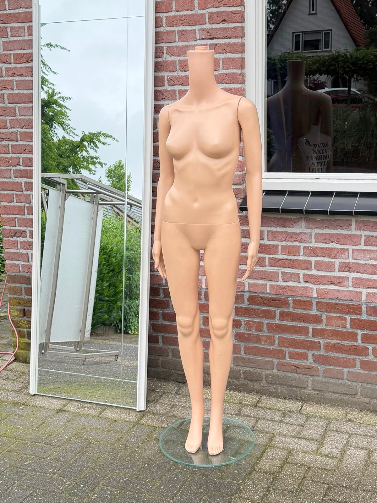 Paspop, Ophalen