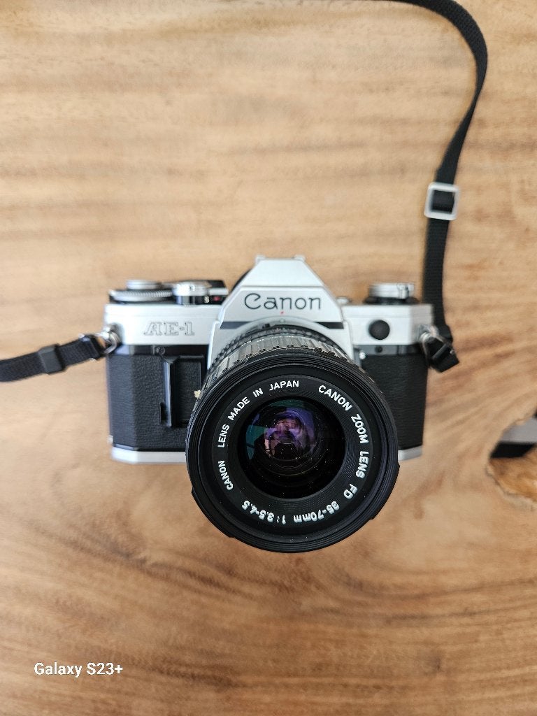 Foto camera Canon AE-1, Ophalen, Zo goed als nieuw, Compact, Canon