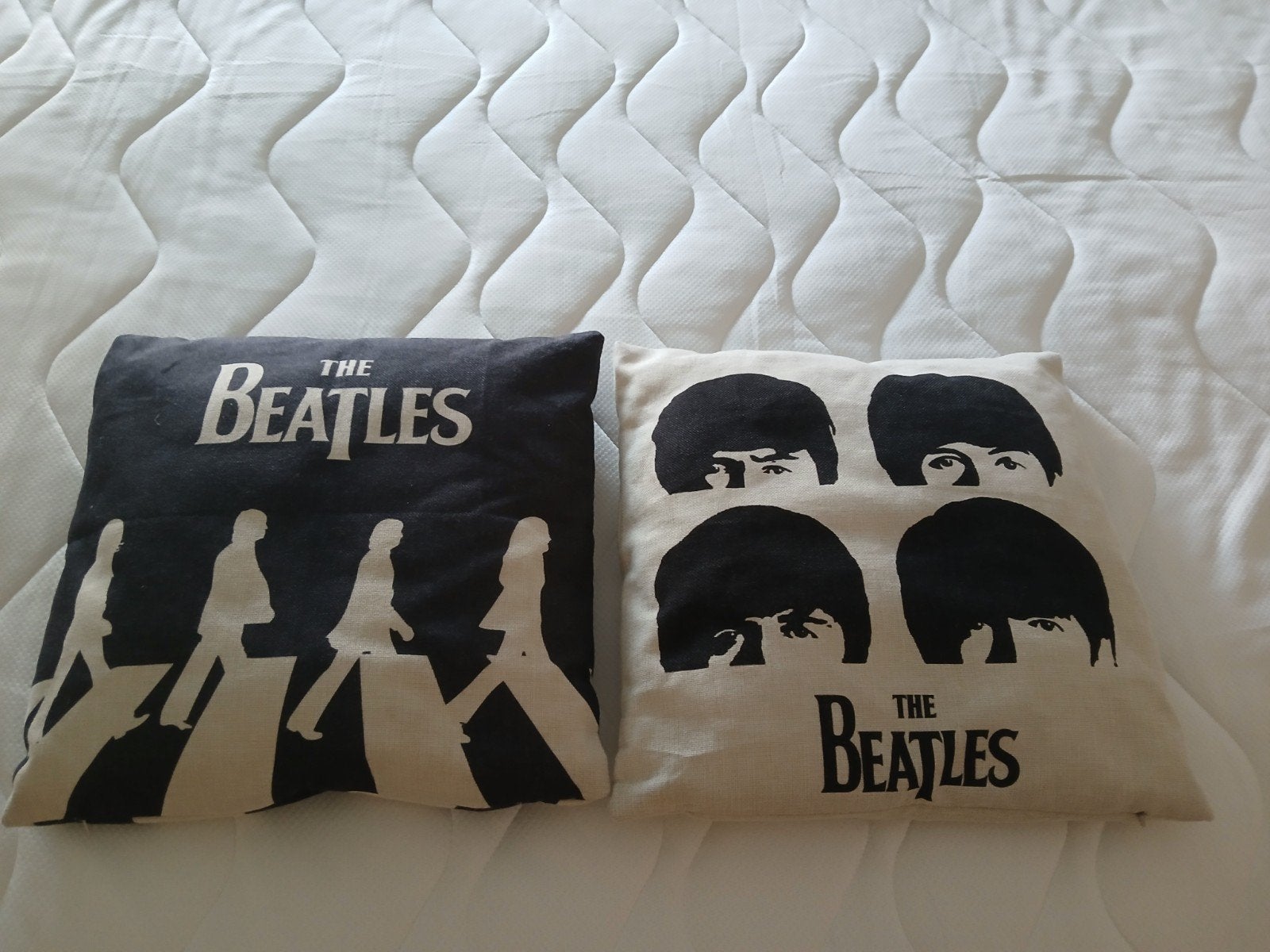 The Beatles Sierkussens - Abbey Road & Faces, Overige merken, Gebruikt, Zwart, Met print