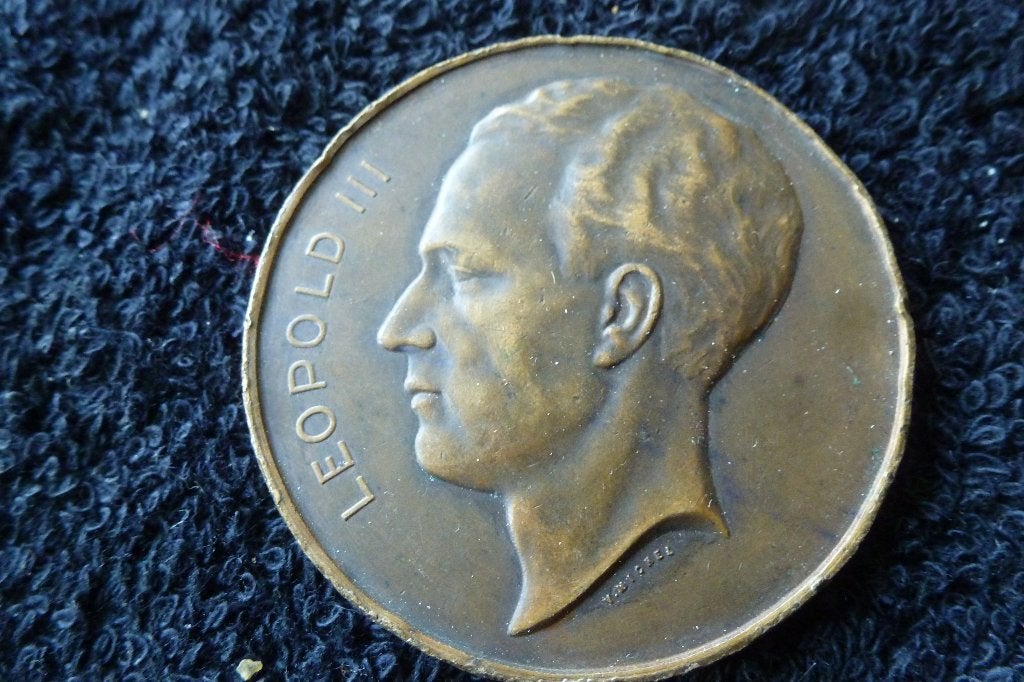 Penning Belgie - Leopold III brons 50 mm 59 gram prachtig, Postzegels en Munten, Penningen en Medailles, Ophalen of Verzenden