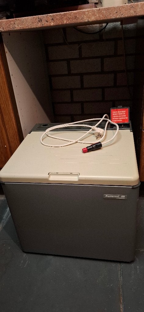 Koelbox Tristar Portacool 40, Witgoed en Apparatuur, Koelkasten en IJskasten, Ophalen, Minder dan 85 cm, Minder dan 75 liter, 45 tot 60 cm