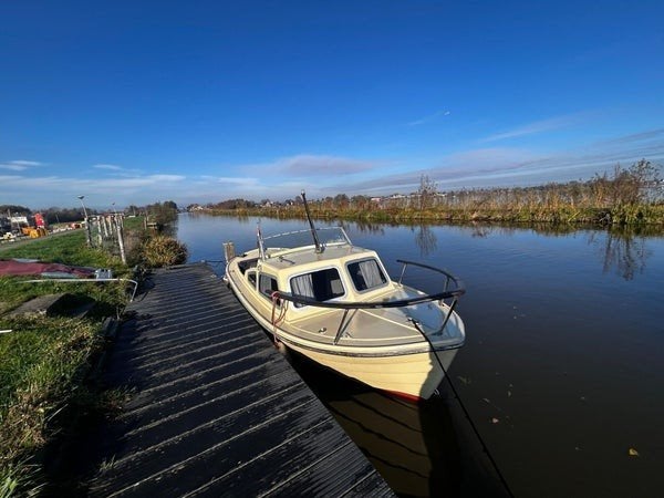 Preekstoel / boeg railing van Saga 20, Ophalen