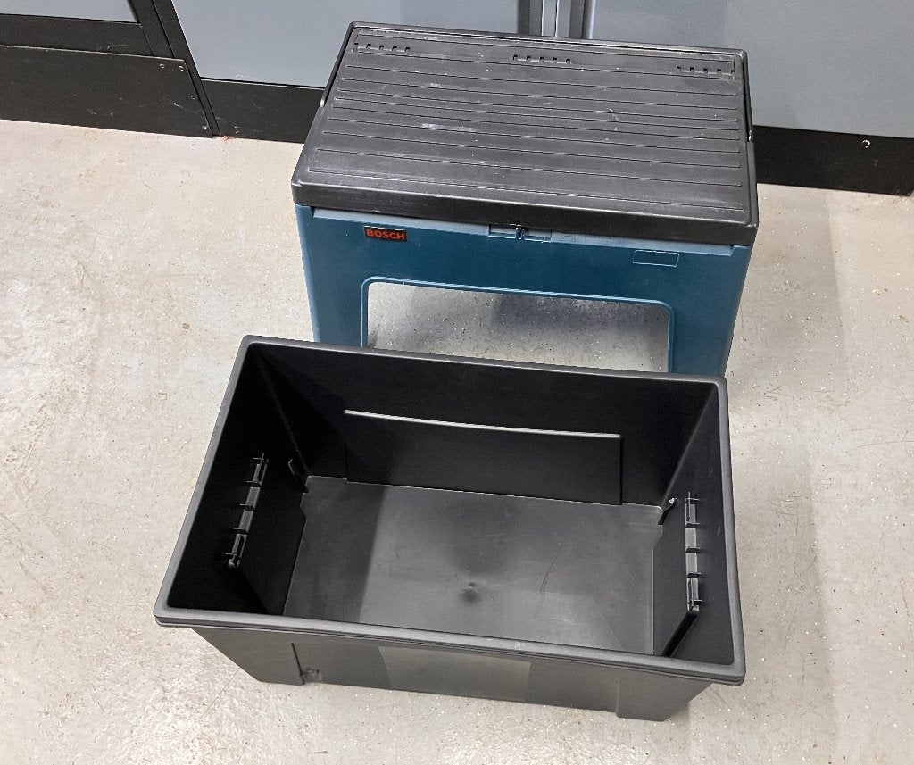 Bosch opstapje met opberg-bak en draagkracht 150 Kg, Ophalen of Verzenden, Zo goed als nieuw