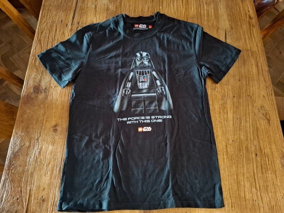 Lego Star Wars T shirt Darth Vader, Ophalen of Verzenden, Zo goed als nieuw, Actiefiguurtje