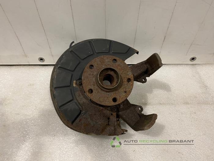 Fusee houder rechts-voor van een Volkswagen Golf, Gebruikt, -, Volkswagen, -