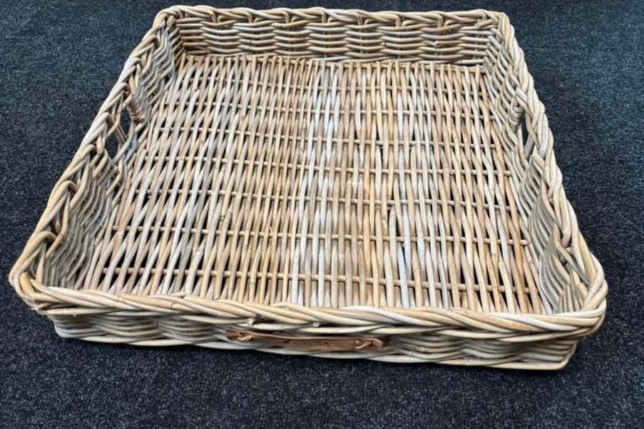 Groot rotan dienblad, Ophalen, Zo goed als nieuw, Vierkant, Riet