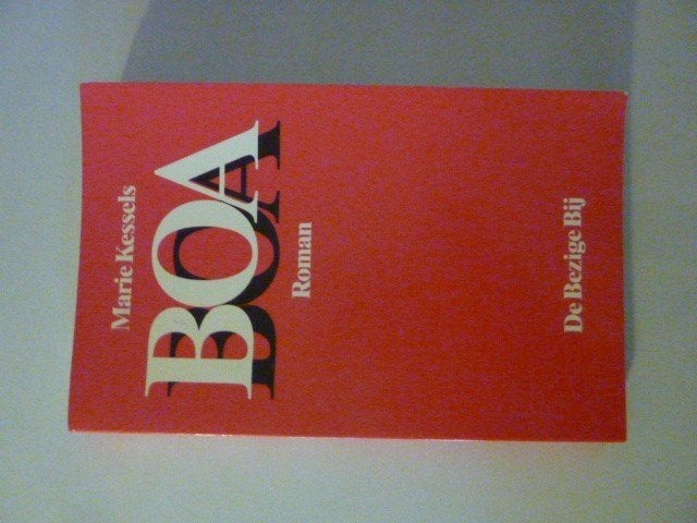 Marie Kessels - Boa, Boeken, Romans, Zo goed als nieuw, Verzenden