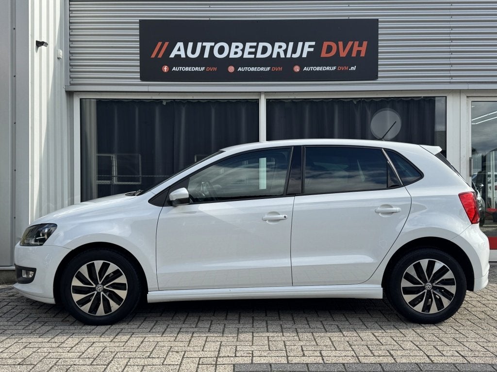 Foto 2 van Volkswagen Polo 1.0 BlueM / Cruise / Airco / NAP (bj 2016)