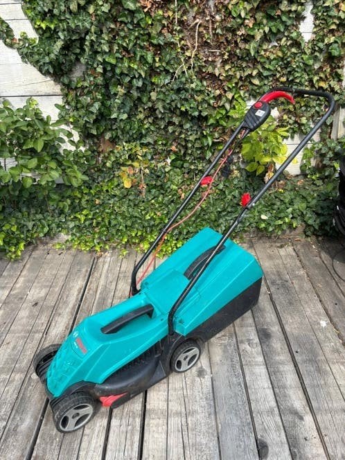 Bosch ARM 32 Elektrische Grasmaaier, Cirkelmaaier, Gebruikt, Elektrische grasmaaier, Ophalen of Verzenden