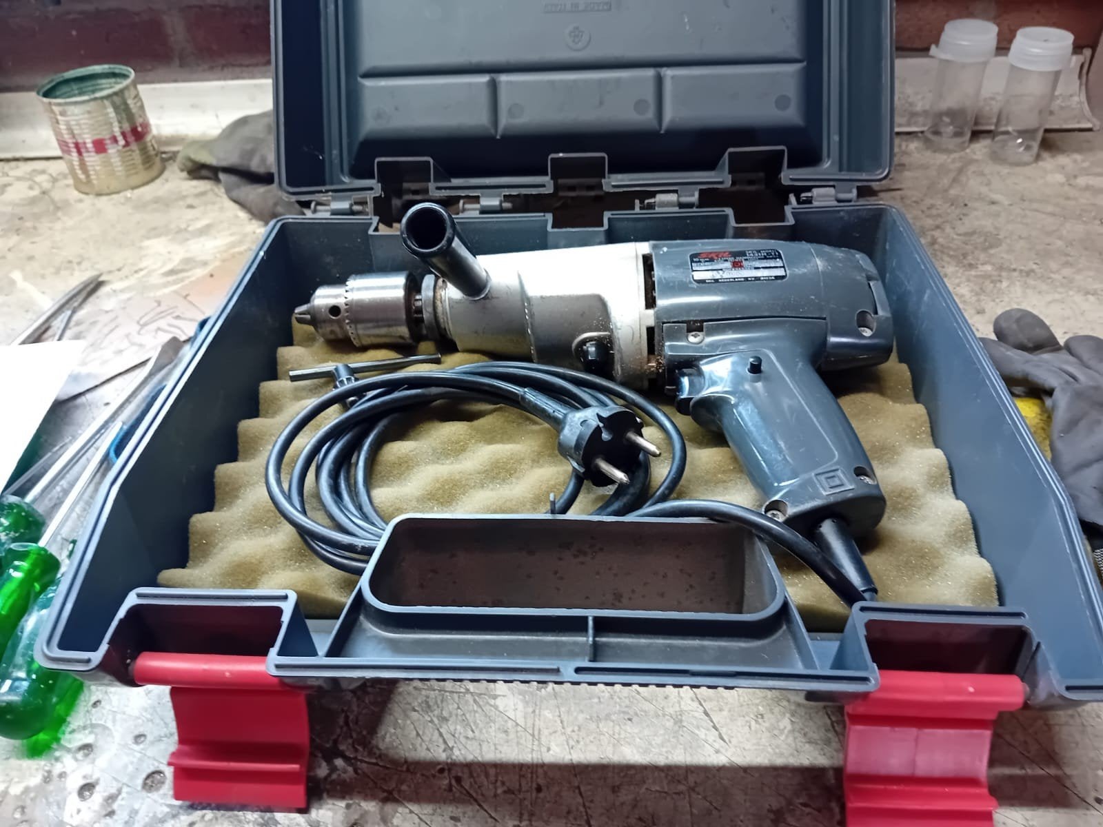 Skil Boormachine 1431H-T1 met koffer, Ophalen of Verzenden, Gebruikt, 400 tot 600 watt, Boormachine
