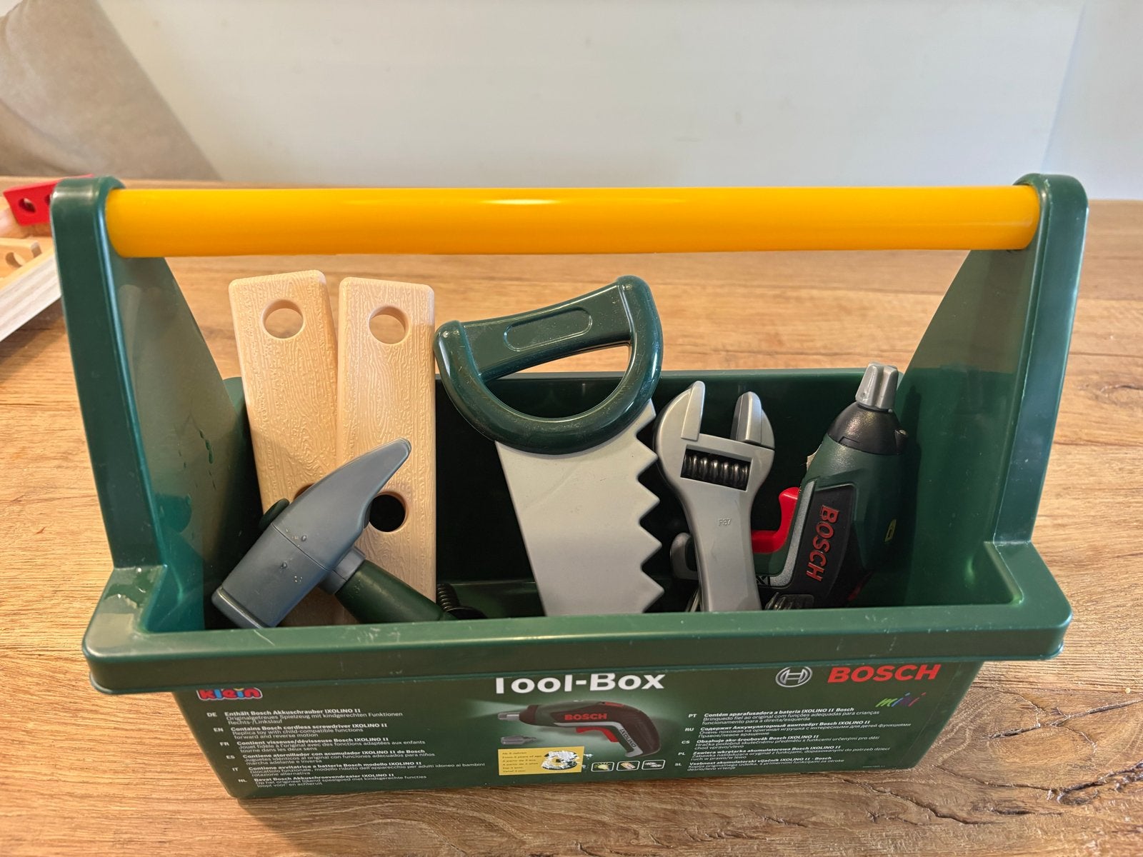 Bosch Speelgoed Toolbox met Elektrische Schroefmachine, Ophalen, Zo goed als nieuw, Jongen of Meisje