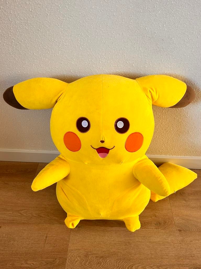 Pikachu knuffel groot, Kinderen en Baby's, Speelgoed | Knuffels en Pluche, Ophalen, Gebruikt, Geel, Overige typen