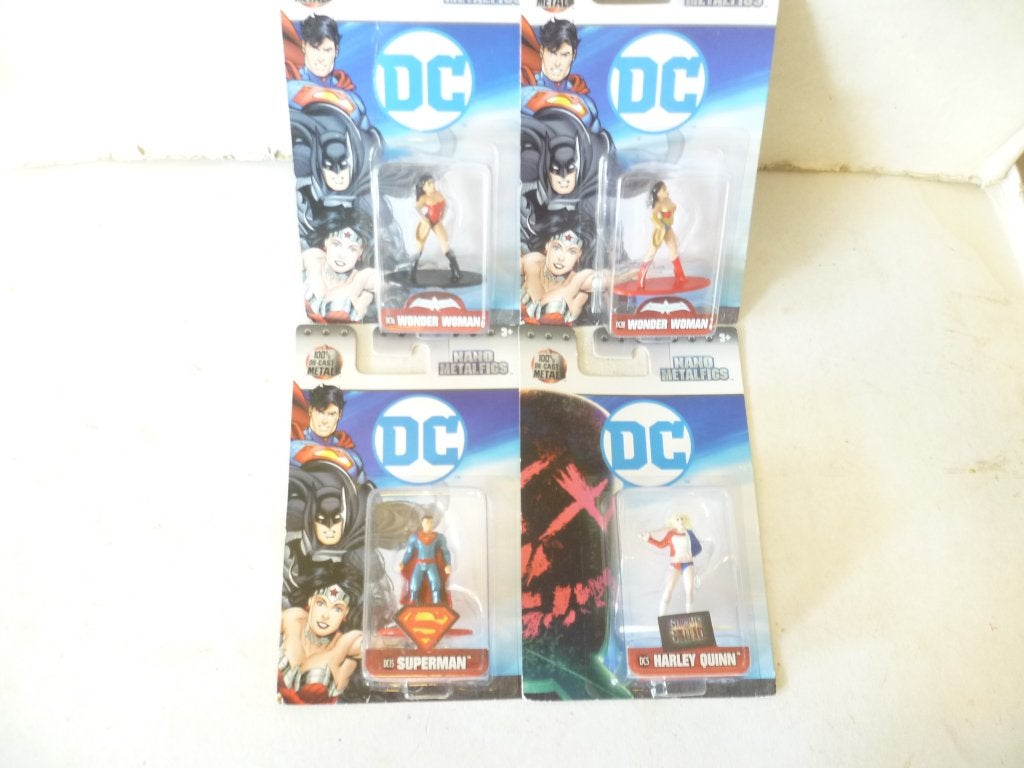 Jadatoys 4 Nano figuurtjes Wonder Woman Superman Harley Quin, Ophalen of Verzenden, Nieuw, Film, Actiefiguur of Pop