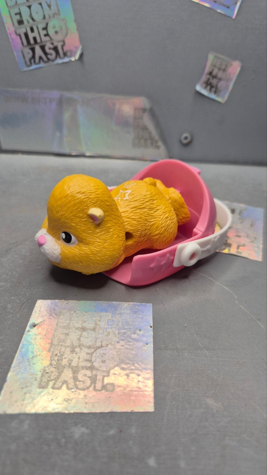 McDonald's Happy Meal speeltje: schattige hamster in bedje, Ophalen of Verzenden, Gebruikt, Jongen of Meisje