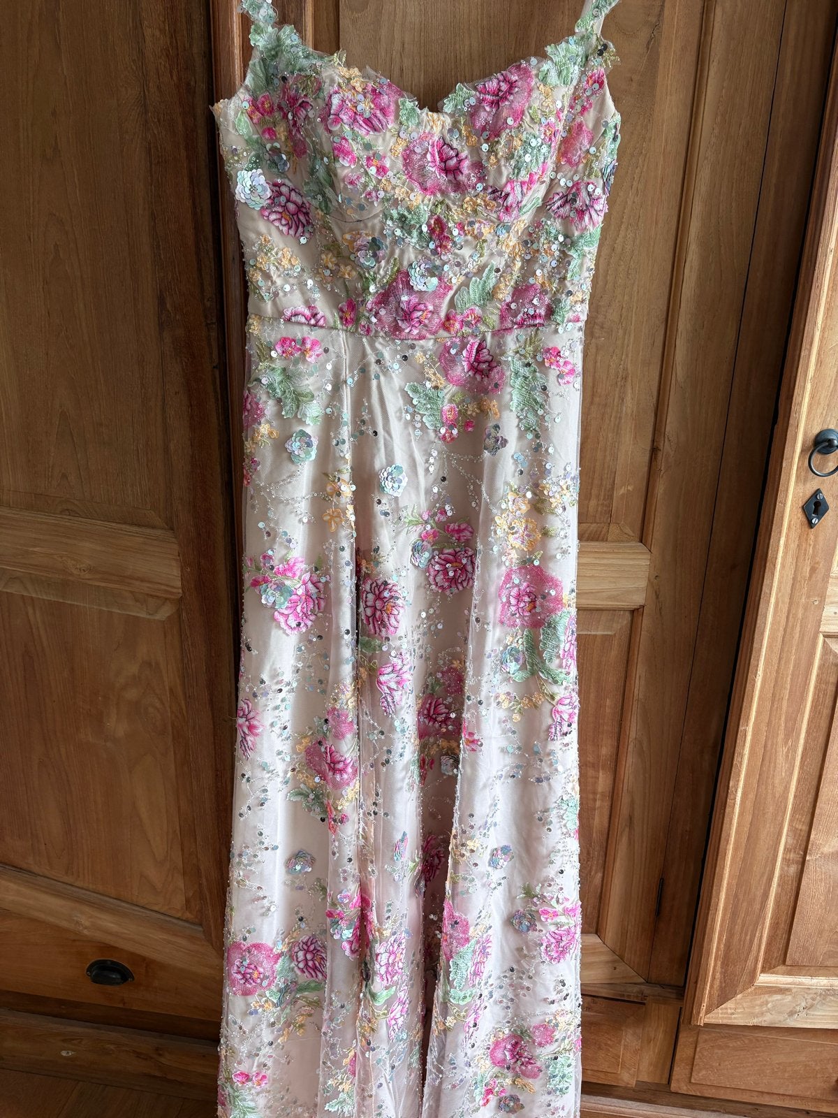 Gala Jurk Maat L met Bloemen en Pailletten, Ophalen, Galajurk, Maat 42/44 (L), Zo goed als nieuw