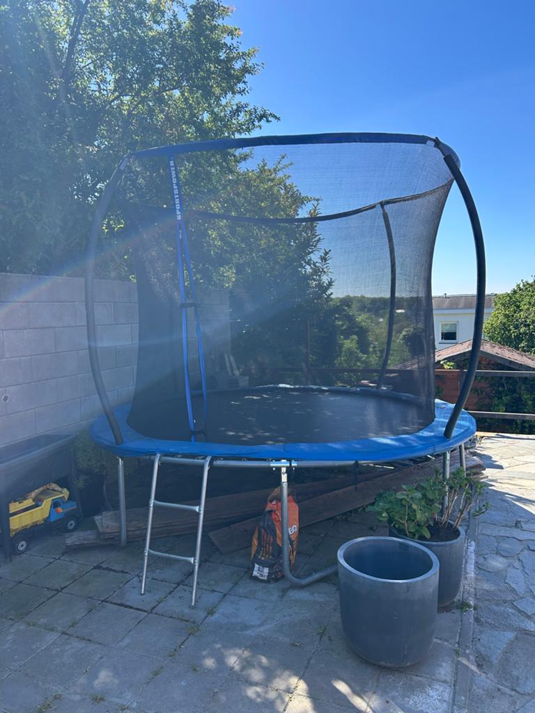 Trampoline 3,09m met vangnet - gaatje in doek, Ophalen, Zo goed als nieuw