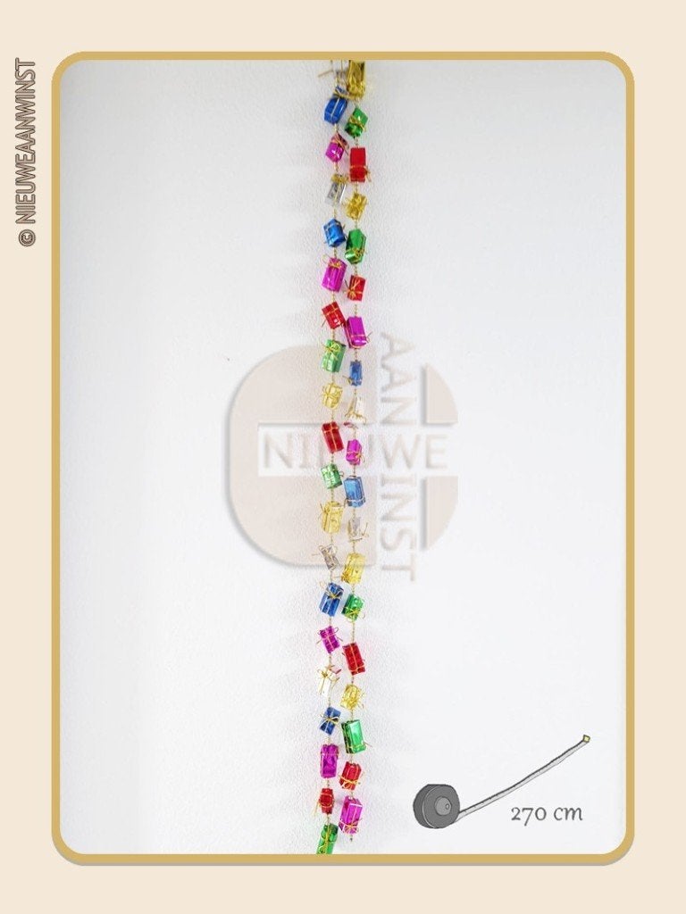 Sinterklaas pakjesguirlande met kralenketting - 270 cm, Diversen, Verzenden, Zo goed als nieuw