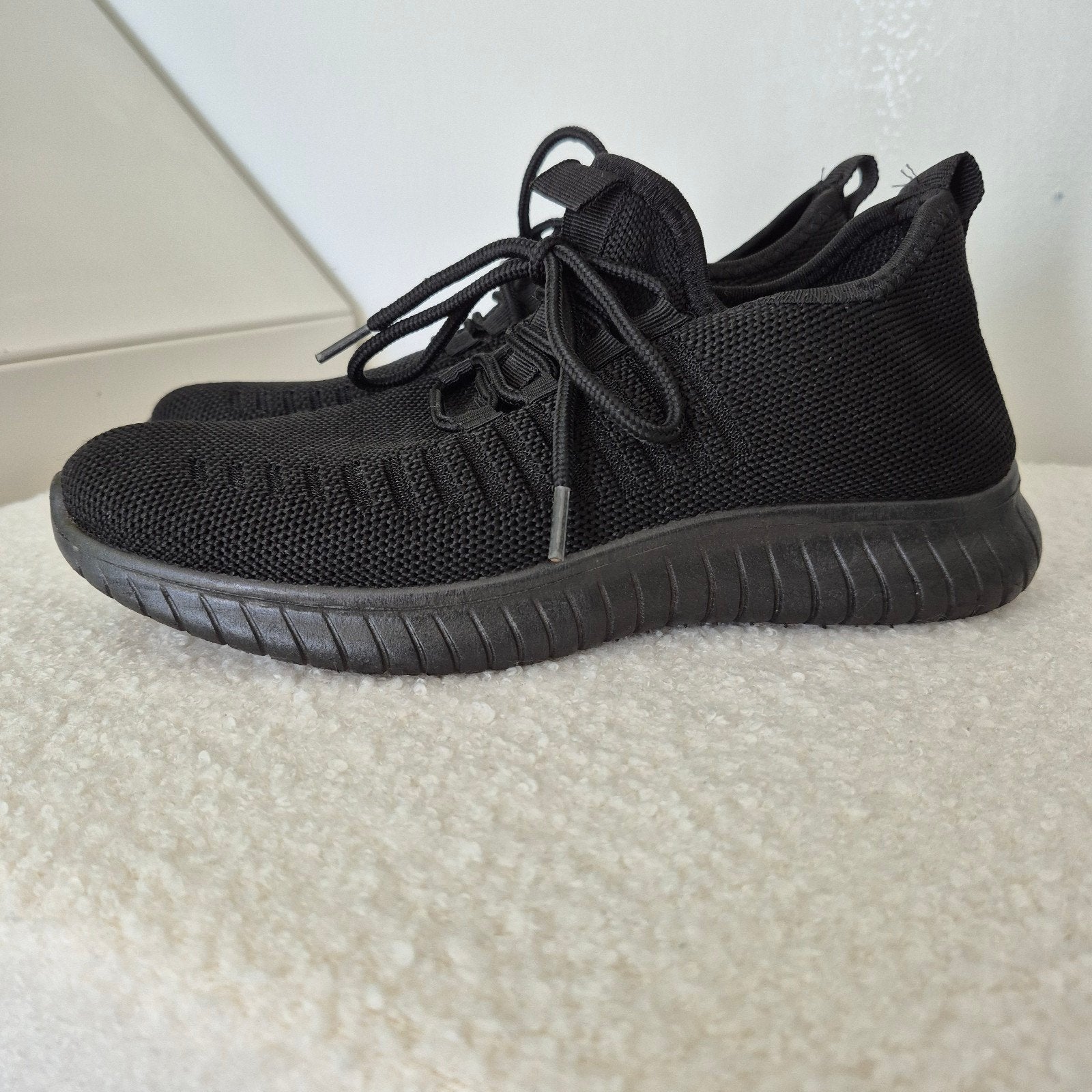 Dames zwarte sneakers - Maat 38 - Zeer goede staat, Kleding | Dames, Ophalen of Verzenden, Zo goed als nieuw, Zwart, Sneakers of Gympen