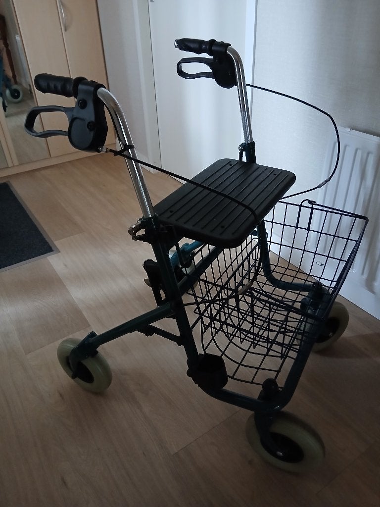 rollator, Diversen, Ophalen, Opvouwbaar, Gebruikt