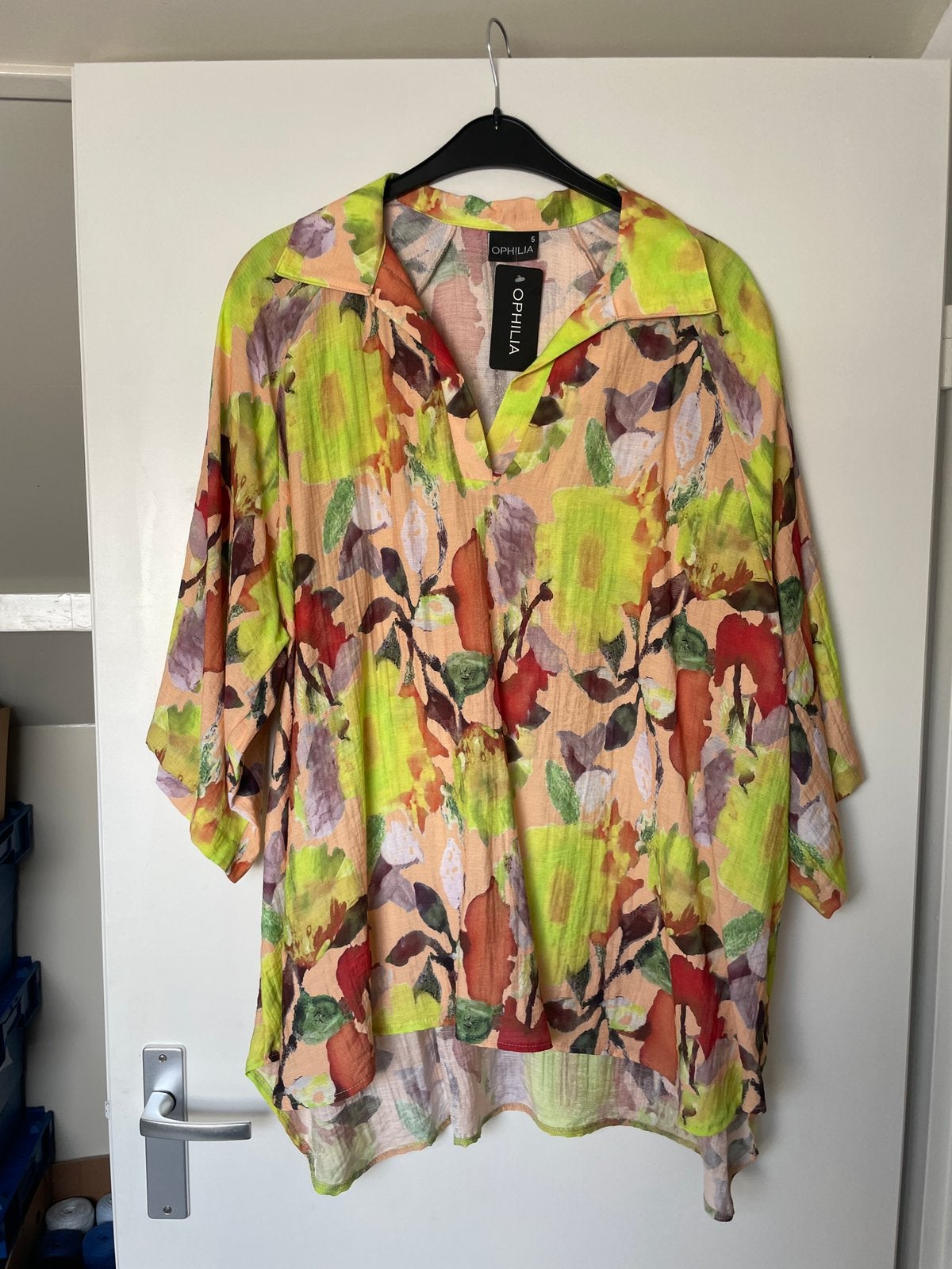 Nieuwe tuniek Cloë blossem lime van ophilia maat 52/54, Blouse of Tuniek, Nieuw, Nvt, Verzenden
