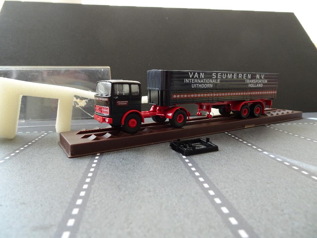 713 brekina mercedes van seumeren mammoet 1:87 truck trein, Ophalen of Verzenden, Zo goed als nieuw, Bus of Vrachtwagen, Brekina