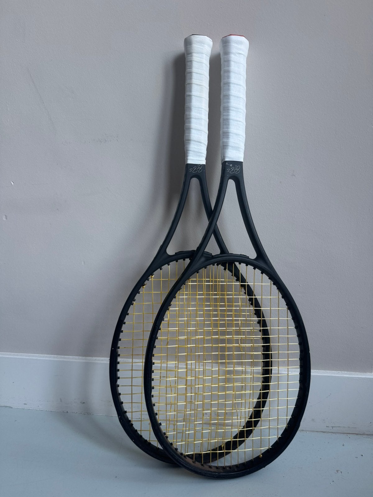 2x Wilson Pro Staff RF97 Autograph v11 340g - L4, Ophalen, Gebruikt, L4, Wilson
