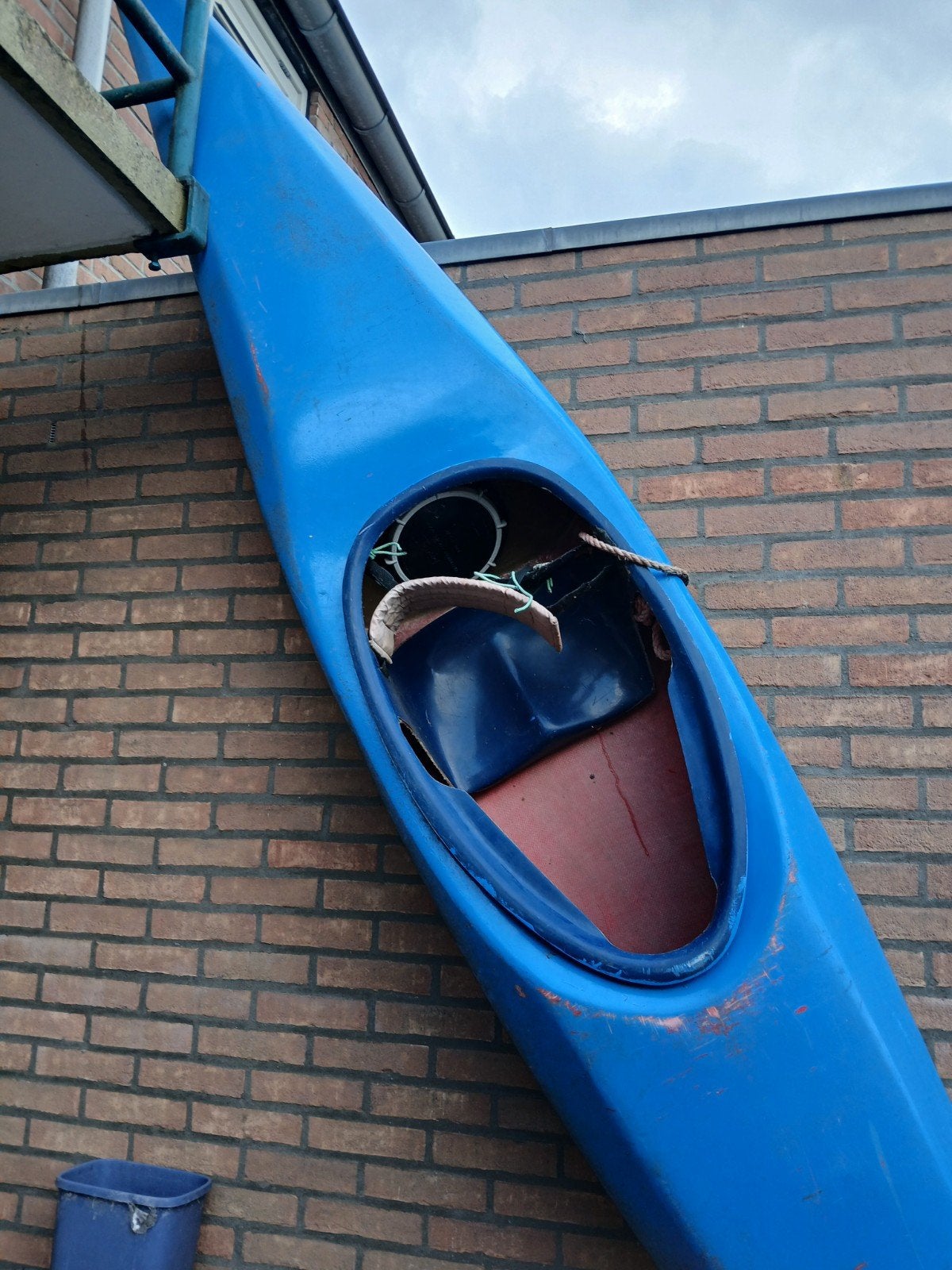 z. g. o. h.  1 persoons  Kano  kleur blauw met peddels, Ophalen, Gebruikt, Eén persoon, Met peddels
