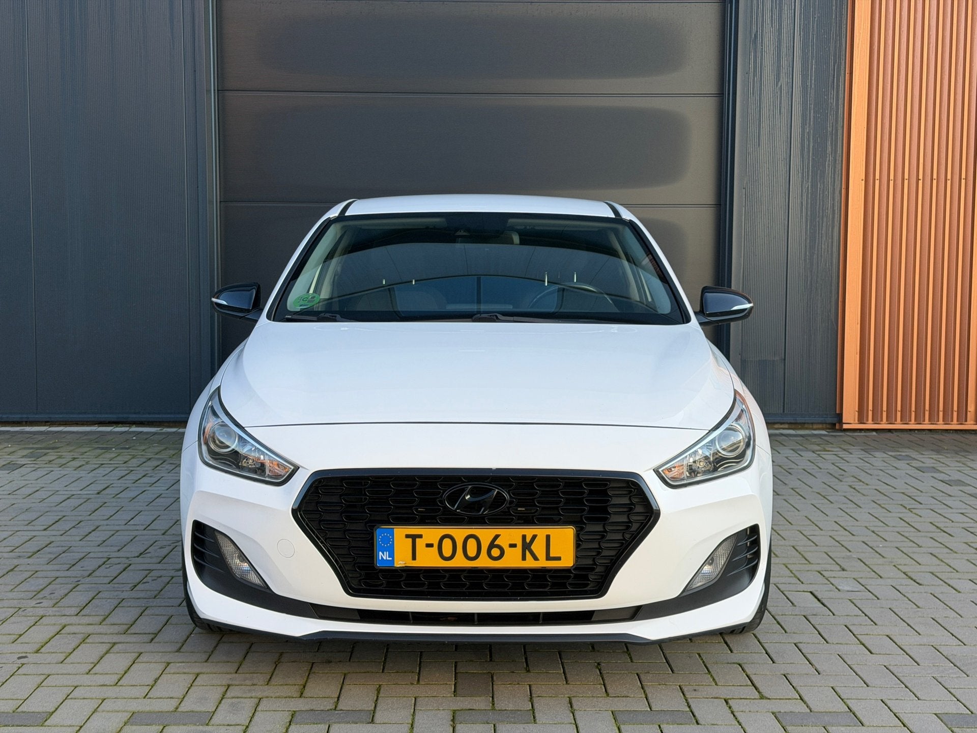 Hyundai I30 1.4 i-Drive | Akrapovic | nette & sportieve auto, Auto's, Voorwielaandrijving, 1160 kg, Stof, Gebruikt
