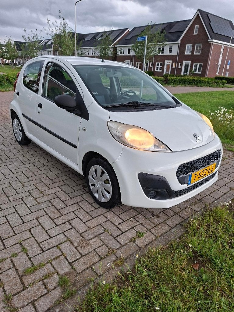 Peugeot 107 1.0 12V 5DR 2014 Wit, Auto's, Peugeot, Particulier, Benzine, B, Hatchback, Handgeschakeld, Origineel Nederlands, Wit
