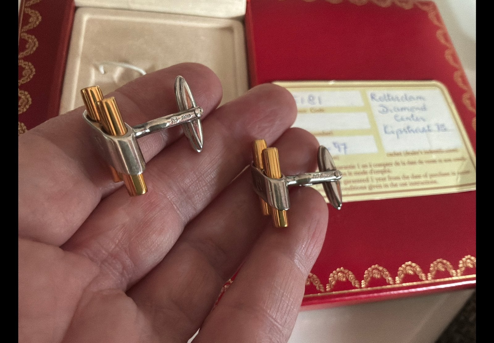 Foto 18 van Antieke Bloedkoraal ketting collier gouden slot 14 k goud