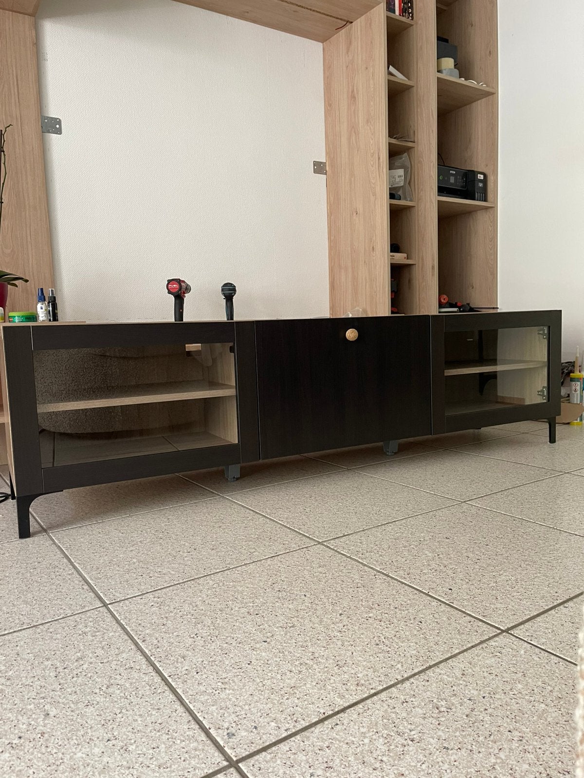 Tv kast, 150 tot 200 cm, Ophalen of Verzenden, Zo goed als nieuw, Minder dan 100 cm