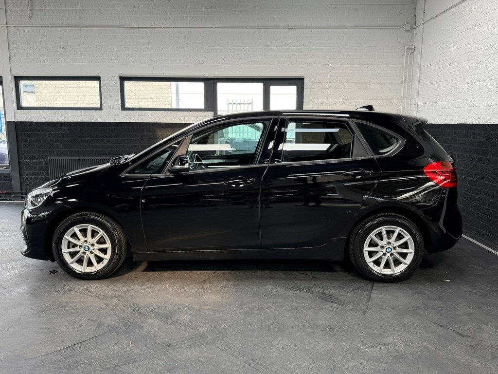 BMW 2-serie Active Tourer 218i Executive Launch Edition | Au, Auto's, BMW, Stof, Gebruikt, Zwart, Origineel Nederlands