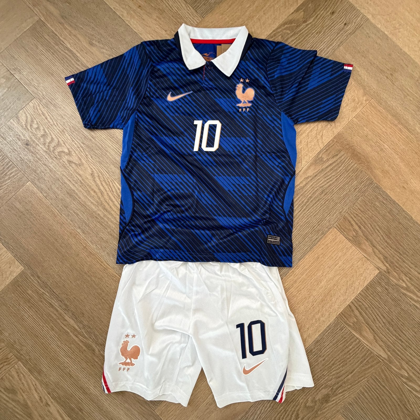 NIEUW Mbappé #10 Frankrijk thuis tenue WK 2026 - Maat 140, Sport en Fitness, Voetbal, Maat XS of kleiner, Ophalen of Verzenden