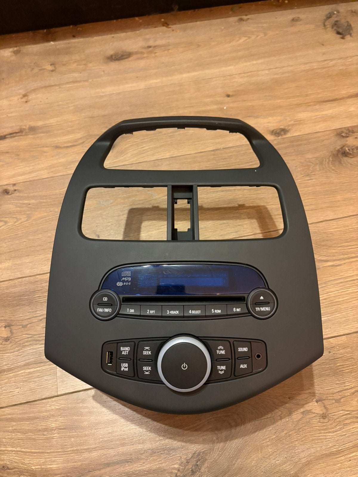 Chevrolet spark radio, Auto diversen, Verzenden, Zo goed als nieuw