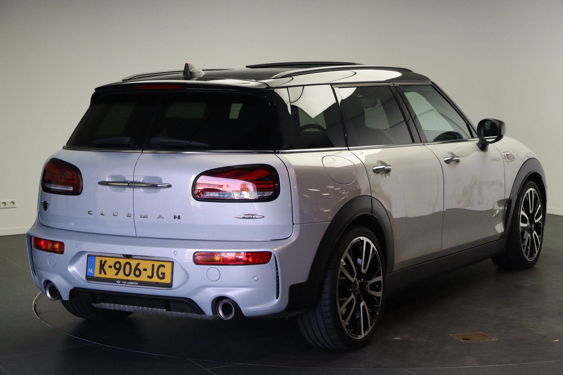 MINI Clubman JCW ALL4 Automaat / Panoramadak / JCW Sportstoe, Auto's, 1525 kg, Gebruikt, 4 cilinders, Met garantie (alle)