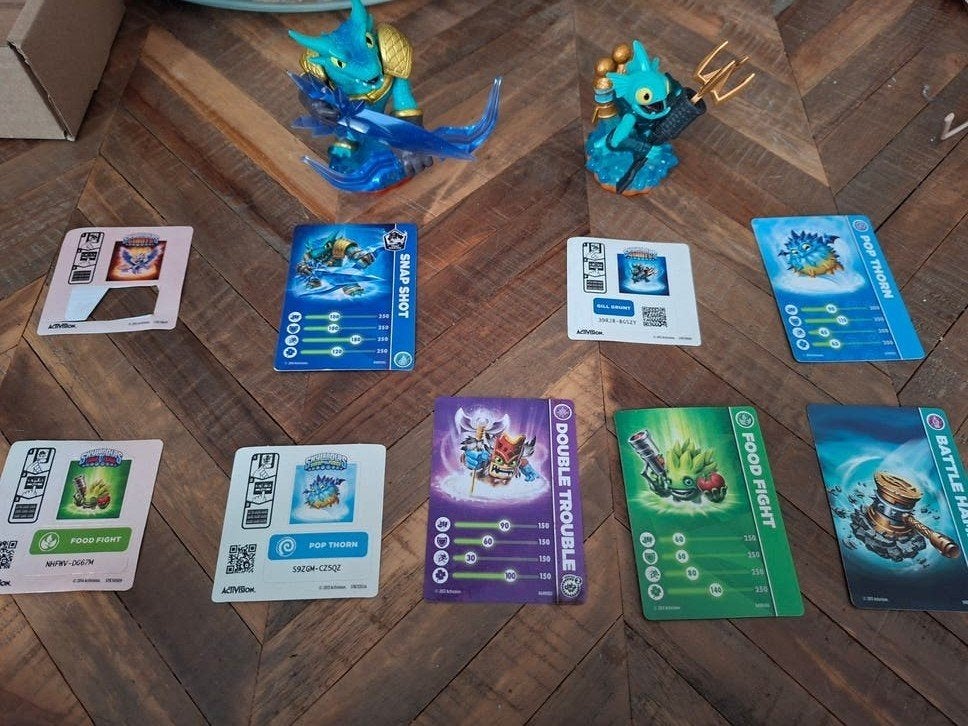 Skylanders met verschillende kaartjes, Verzamelen, Ophalen of Verzenden
