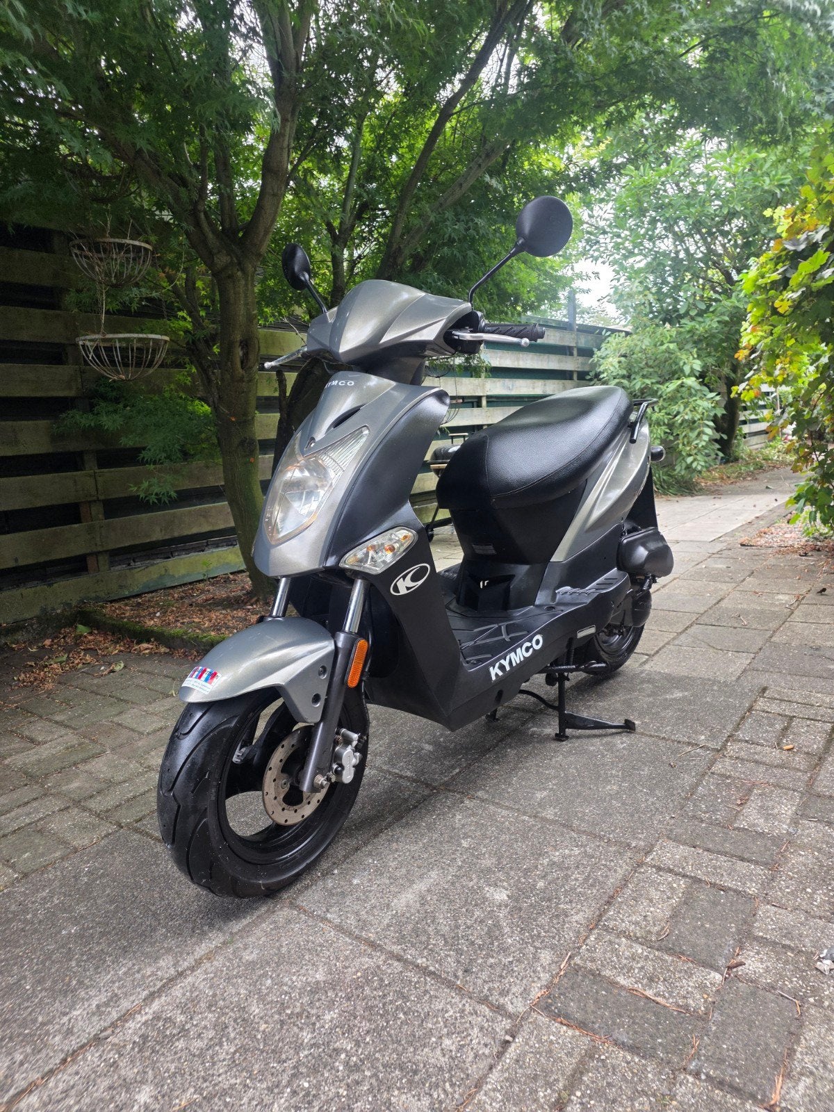 Kymco Agility 50 BROM met maar 3000km! (scooter brommer), Ophalen, Zo goed als nieuw, Benzine, Agility